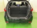 いろいろな使い方ができる広くて使い勝手のいい荷室。※一部、角度調整などができない車種もございます