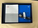 メンテナンスノート【点検整備記録簿・保証書】、取説も揃ってます。スマートキーはバッグなどにしまったままボタン操作でエンジンの始動・停止ができて大変便利です