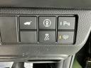 テールゲートが電動で開閉でき、荷物などで両手がふさがっているときなど便利に使えます
