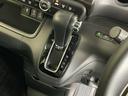 発進時から滑らかに加速する無段階変速のＣＶＴはストップ＆ゴーの多い街の中も快適です