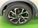 純正アルミホイールです。足元が引き立つので、車全体のイメージがアップしますよ!