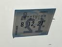 次回の車検日になります。こちらのステッカーをご確認ください。