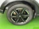 純正アルミホイールです。足元が引き立つので、車全体のイメージがアップしますよ！