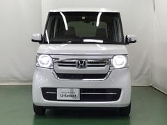 ＬＥＤヘッドライトを装備しています。ＬＥＤヘッドライトはとても明るく、雨の日や夜間走行も安全・安心です。オートライトコントロール付きで周囲の明るさに応じて自動で点灯・消灯します 6