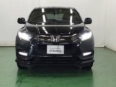 ＬＥＤヘッドライトを装備しています。ＬＥＤヘッドライトはとても明るく、雨の日や夜間走行も安全・安心です。オートライトコントロール付きで周囲の明るさに応じて自動で点灯・消灯します 6