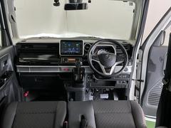 �ɥ饤�С����濴�˼����˼꤬�Ϥ����֤ˣ��ԥ��쥯�ȥ�С��䥨�������͡��������å��ʤɤ����֡��������ͥ��Ƥ��ޤ� 2