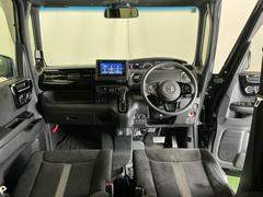 �ɥ饤�С����濴�˼����˼꤬�Ϥ����֤ˣ��ԥ��쥯�ȥ�С��䥨�������͡��������å��ʤɤ����֡��������ͥ��Ƥ��ޤ� 2