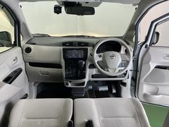 �ɥ饤�С����濴�˼����˼꤬�Ϥ����֤˥��������͡��������å��ʤɤ����֡��������ͥ��Ƥ��ޤ� 2