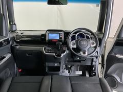 �ɥ饤�С����濴�˼����˼꤬�Ϥ����֤ˣ��ԥ��쥯�ȥ�С��䥨�������͡��������å��ʤɤ����֡��������ͥ��Ƥ��ޤ� 2