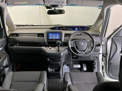 �ɥ饤�С����濴�˼����˼꤬�Ϥ����֤ˣ��ԥ��쥯�ȥ�С��䥨�������͡��������å��ʤɤ����֡��������ͥ��Ƥ��ޤ� 2