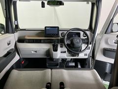 �ɥ饤�С����濴�˼����˼꤬�Ϥ����֤ˣ��ԥ��쥯�ȥ�С��䥨�������͡��������å��ʤɤ����֡��������ͥ��Ƥ��ޤ� 2