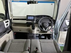 �ɥ饤�С����濴�˼����˼꤬�Ϥ����֤ˣ��ԥ��쥯�ȥ�С��䥨�������͡��������å��ʤɤ����֡��������ͥ��Ƥ��ޤ� 2