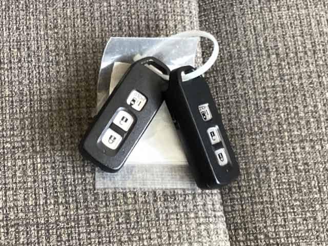 Ｎ－ＢＯＸ Ｇ・Ｌホンダセンシング　純正メモリーナビ　ナビテレビ　キ－フリ－　Ｂカメラ　イモビ　両側スライド片側電動ドア　スマートキー＆プッシュスタート　ＥＴＣ付き　ＬＥＤヘッドライト　オートエアコン　フルセグＴＶ　シートヒーター（20枚目）
