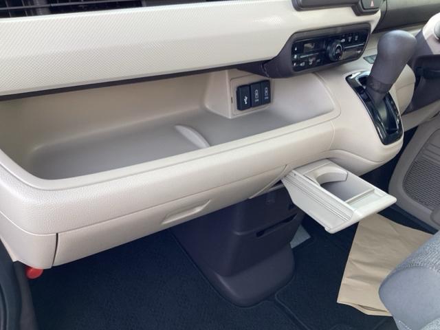 Ｎ－ＢＯＸ Ｇ・Ｌホンダセンシング　純正メモリーナビ　ナビテレビ　キ－フリ－　Ｂカメラ　イモビ　両側スライド片側電動ドア　スマートキー＆プッシュスタート　ＥＴＣ付き　ＬＥＤヘッドライト　オートエアコン　フルセグＴＶ　シートヒーター（39枚目）