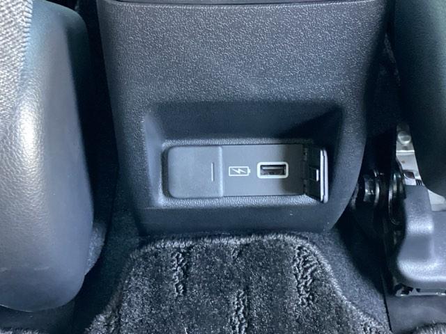 Ｈｏｎｄａ ｅ アドバンス　純正コネクトディスプレイオーディオ　１オーナー　パーキングセンサー　禁煙　リヤカメラ　衝突軽減　ＡＣ　クルコン　イモビ　ＬＥＤライト　ＥＴＣ車載器　シートヒーター　横滑り防止装置　スマートキー　ＵＳＢ（27枚目）