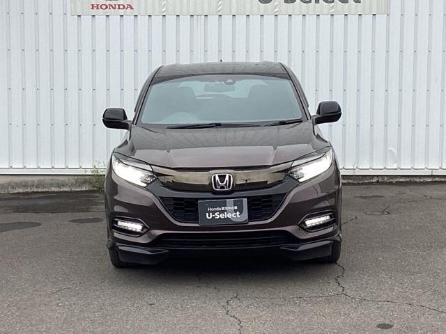 ヴェゼル ＲＳ・ホンダセンシング　純正メモリーナビＬＥＤライト　スマ－トキ－　ドライブレコーダー装着車　バックモニター　イモビ　シートヒータ　サイドＳＲＳ　フルオートエアコン　ＤＶＤ視聴可能　地デジ　ｉストップ　横滑り防止機能　ＡＢＳ（6枚目）