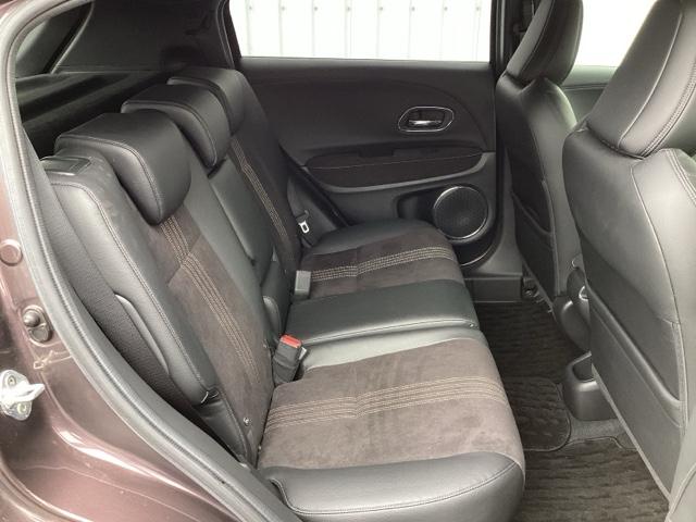 ヴェゼル ＲＳ・ホンダセンシング　純正メモリーナビＬＥＤライト　スマ－トキ－　ドライブレコーダー装着車　バックモニター　イモビ　シートヒータ　サイドＳＲＳ　フルオートエアコン　ＤＶＤ視聴可能　地デジ　ｉストップ　横滑り防止機能　ＡＢＳ（17枚目）