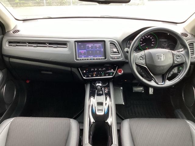 ヴェゼル ハイブリッドＺ・ホンダセンシング　純正メモリーナビＬＥＤライト　ＶＤＣ　レーダーブレーキ　リアカメラ　フルセ　セキュリティアラーム　ＤＶＤ再生可　オートクルーズ　シ－トヒ－タ－　パワーウィンド　スマ－トキ－　ドラレコ　ＵＳＢポート（2枚目）