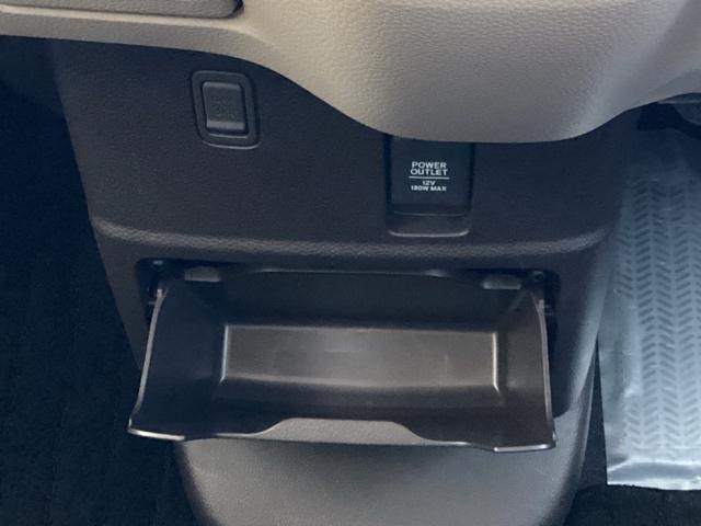 Ｎ－ＢＯＸ Ｇ・Ｌホンダセンシング　純正メモリーナビＬＥＤライト　シートヒター　誤発信抑制　Ｂモニ　ドライブレコーダ　横滑り防止装置付　ＬＥＤヘッドライト　スマートキー　サイドエアバッグ　イモビ　ＥＴＣ　オ－トエアコン　ＵＳＢ　ＡＢＳ（31枚目）