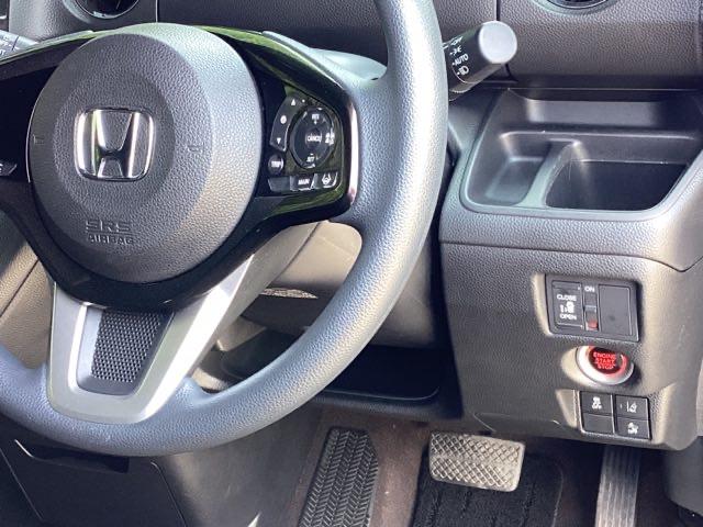 Ｎ－ＢＯＸカスタム Ｇ・Ｌホンダセンシング　プラズマクラスター技術搭載フルオート・エアコンディショナーＨｏｎｄａＳＥＮＳＩＮＧナビ装着用スペシャルパッケージ＋ＥＴＣ車載器　ＡＣ　アイドルストップ　ＤＶＤ再生可　スマートキーシステム　フルセグＴＶ（15枚目）