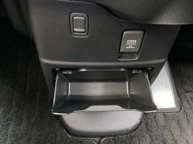 Ｎ－ＢＯＸカスタム Ｌ・スロープ　車いす用アルミスロープ　シートヒータ　福祉車両　クルーズコントロール　衝突軽減Ｂ　ＬＥＤヘッドライト　スマートキー　ＥＴＣ　ＶＳＡ　オートエアコン　キーレス　パーキングセンサー　両側オートスライドドア（38枚目）