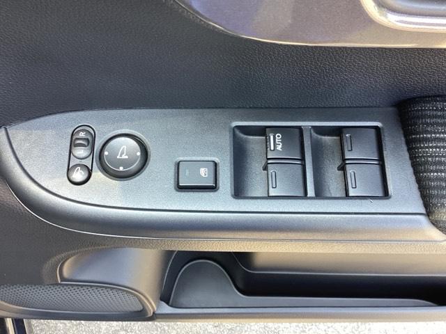 Ｎ－ＷＧＮカスタム Ｌ・ターボホンダセンシング　純正メモリーナビＬＥＤライト　前後ブレーキサポート　ＥＴＣ車載器　サイドエアバック　セキュリティアラーム　ターボエンジン　バックモニター　シートヒータ　オートクルーズ　スマキ－　ＡＡＣ　ソナー　ＡＢＳ（27枚目）
