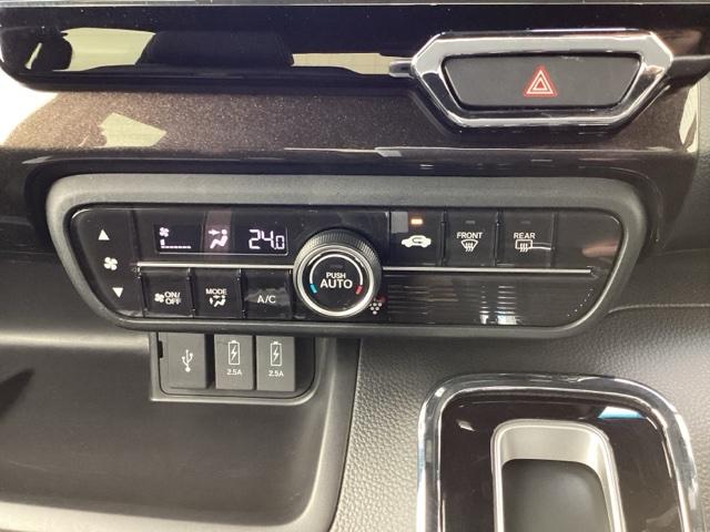 Ｎ－ＢＯＸカスタム Ｇ・Ｌターボホンダセンシング　プラズマクラスター技術搭載フルオート・エアコンディショナー　Ｗパワスラ　記録簿有　盗難防止　パワーウインドウ　エアバッグ　カーテンエアバッグ　地デジフルセグＴＶ　タ－ボ　リヤカメラ　ナビＴＶ　ＶＳＣ（24枚目）