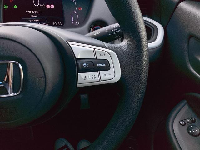 フィット ホーム　ＨｏｎｄａＣＯＮＮＥＣＴｆｏｒＧａｔｈｅｒｓ＋ナビ装着用スペシャルパッケージＬＥＤヘッドライト　リアカメ　ＬＥＤライト　クリアランスソナー　記録簿付　エアバッグ　ｉストップ　スマ－トキ－　盗難防止装置（26枚目）