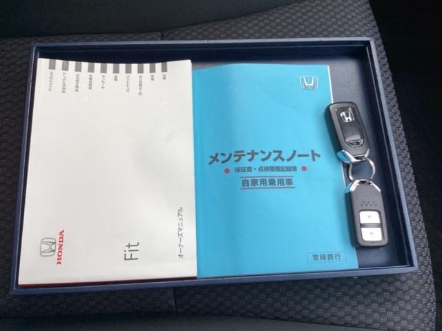 フィット 13G・Lホンダセンシング 純正メモリーナビ ドラレコ リアカメラ 地デジフルセグTV ETC車載器 DVD再生可 ナビ&TV サイドカーテンエアバック Dレコ USB エアバック パワーウインドウ 記録簿 キーフリーシステム(20枚目)