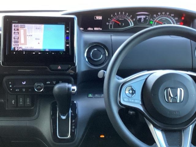 Ｎ－ＢＯＸカスタム Ｇ・Ｌホンダセンシング　純正メモリーナビＬＥＤライト　地デジＴＶ　助手席エアバッグ　キーレス　セキュリティーアラーム　スマ－トキ－　コーナーセンサ　リアカメラ　ナビＴＶ　ＥＴＣ　前車追従機能　サイドエアバッグ　ＵＳＢ　ＤＶＤ（2枚目）
