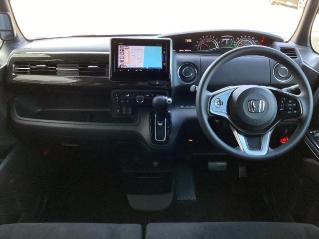 Ｎ－ＢＯＸカスタム Ｇ・Ｌホンダセンシング　純正メモリーナビＬＥＤライト　地デジＴＶ　助手席エアバッグ　キーレス　セキュリティーアラーム　スマ－トキ－　コーナーセンサ　リアカメラ　ナビＴＶ　ＥＴＣ　前車追従機能　サイドエアバッグ　ＵＳＢ　ＤＶＤ（12枚目）