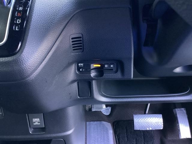 Ｎ－ＢＯＸカスタム Ｇ・Ｌホンダセンシング　純正メモリーナビＬＥＤライト　地デジＴＶ　助手席エアバッグ　キーレス　セキュリティーアラーム　スマ－トキ－　コーナーセンサ　リアカメラ　ナビＴＶ　ＥＴＣ　前車追従機能　サイドエアバッグ　ＵＳＢ　ＤＶＤ（14枚目）