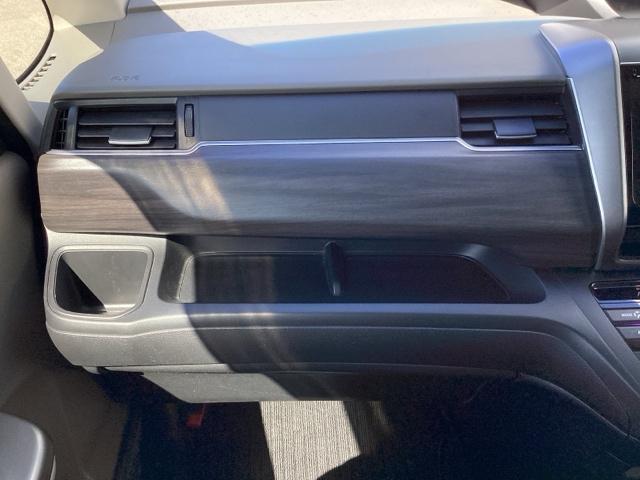 フリード Ｇ・ホンダセンシング　ＬＥＤヘッドライト＋アクティブコーナリングライト　ｉストップ　Ｗエアバッグ　パワーウィンドウ　アクティブクルーズコントロール　スマートキ　カーテンエアバッグ　カラーバックモニター　整備点検記録簿（25枚目）