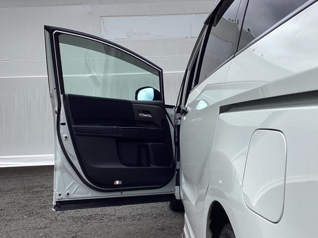 オデッセイハイブリッド e:HEVアブソルート・EX ドラレコ ETC リアカメラ 電動Rゲート LEDライト シ-トヒ-タ- 両側PSD エアロ パワ-シ-ト 整備記録簿 フルセグ アイドルストップ クルーズコントロール DVD再生機能 3列シート(27枚目)