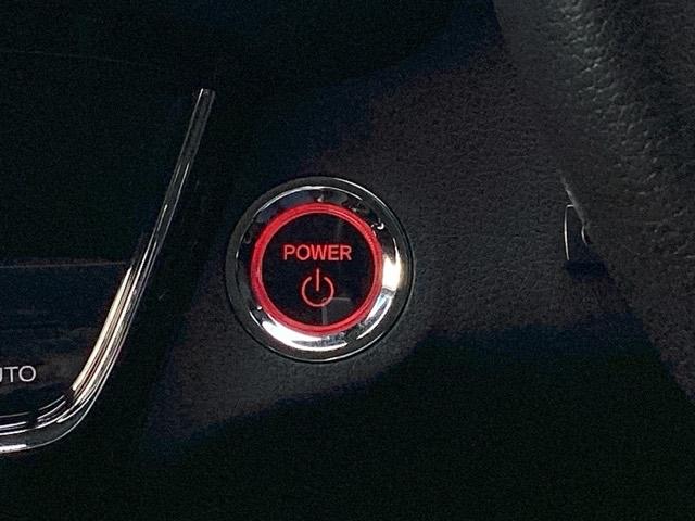 ヴェゼル ハイブリッドＸ・ホンダセンシング　地デジ　Ａクルーズ　Ｂモニ　スマキー　オートエアコン　ＶＳＡ　ＬＥＤヘッドライト　ＥＴＣ車載器　カーテンエアバッグ　ＡＢＳ　パワーウィンドウ　ＵＳＢ　Ｗエアバッグ（22枚目）