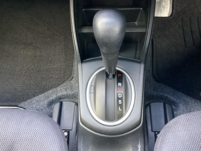 フィットハイブリッド スマートセレクション ディスチャージヘッドライト+オートライトコントロール 地デジTV DVD スマートキー オートクルーズコントロール ETC イモビ バックカメラ キーフリー オートエアコン ABS パワーウィンドウ(22枚目)