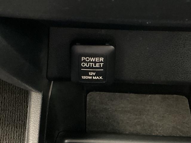 フィットハイブリッド スマートセレクション ディスチャージヘッドライト+オートライトコントロール 地デジTV DVD スマートキー オートクルーズコントロール ETC イモビ バックカメラ キーフリー オートエアコン ABS パワーウィンドウ(23枚目)