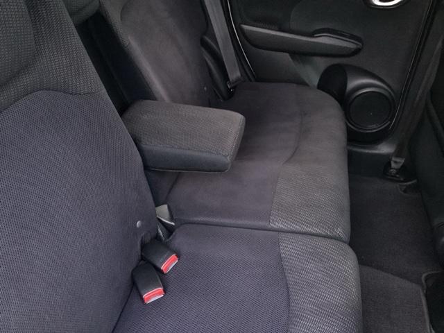 フィットハイブリッド スマートセレクション ディスチャージヘッドライト+オートライトコントロール 地デジTV DVD スマートキー オートクルーズコントロール ETC イモビ バックカメラ キーフリー オートエアコン ABS パワーウィンドウ(35枚目)