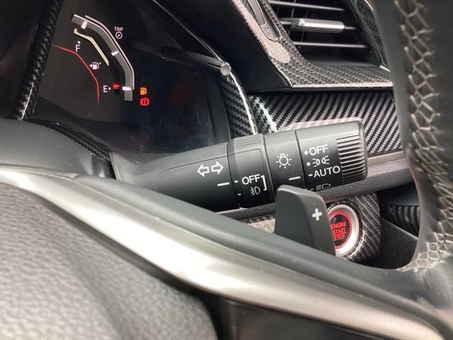 シビック ハッチバック トップロードサンルーフナビ装着用スペシャルパッケージ+ETC車載器LEDヘッドライトHondaSENSING渋滞追従機能レザーインテリア 盗難防止装置 Bモニター 整備記録簿 横滑防止 LEDライト(31枚目)