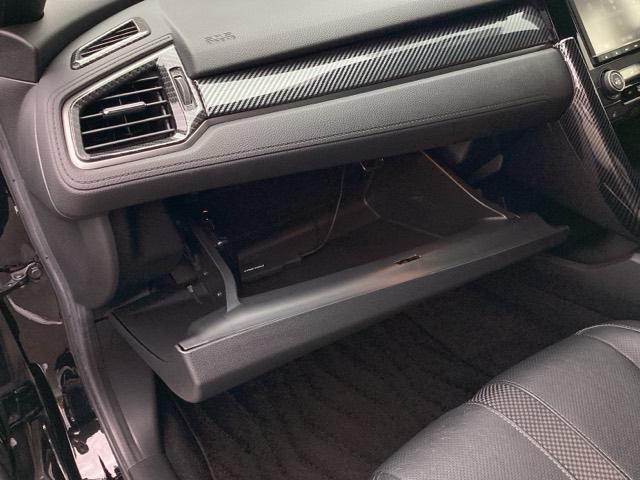 シビック ハッチバック トップロードサンルーフナビ装着用スペシャルパッケージ+ETC車載器LEDヘッドライトHondaSENSING渋滞追従機能レザーインテリア 盗難防止装置 Bモニター 整備記録簿 横滑防止 LEDライト(43枚目)