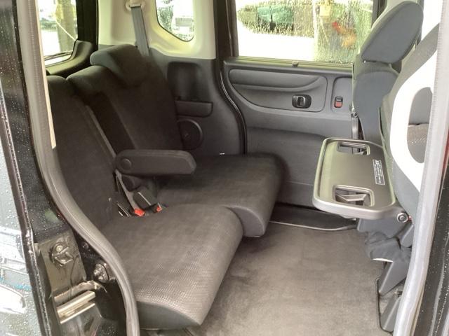 N-BOX GSSパッケージ ETC/純正ナビ/バックモニター Iストップ 両側スライド片側電動ドア ダブルエアバック TVナビ 点検記録簿 イモビ 1セグTV 前席シートヒーター スマートキー&プッシュスタート ベンチシ-ト(18枚目)