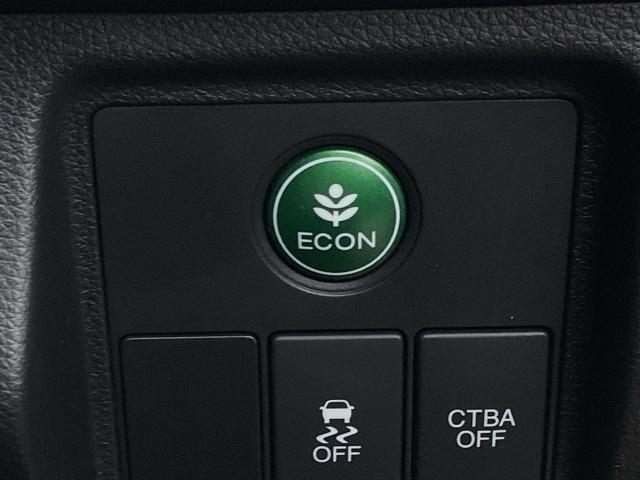 ヴェゼル Ｘ　ナビ装着用スペシャルパッケージあんしんパッケージ　リアカメラ　スマ－トキ－　記録簿　サイドエアバッグ　ＥＴＣ車載器　パワーウィンドウ　盗難防止システム　横滑り防止　ＬＥＤヘッドランプ　クルコン　ＰＳ（27枚目）