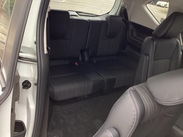 フリードハイブリッド ハイブリッド・EX Hondaインターナビ+リンクアップフリー+ETC車載器(ナビ連動)LEDヘッドライト+アクティブコーナリングライト 地デジフルセグTV シ-トヒ-タ- 整備記録簿 USB接続 リヤカメラ ABS(18枚目)