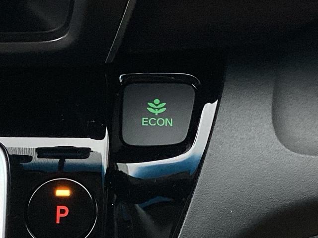 フリードハイブリッド ハイブリッド・EX Hondaインターナビ+リンクアップフリー+ETC車載器(ナビ連動)LEDヘッドライト+アクティブコーナリングライト 地デジフルセグTV シ-トヒ-タ- 整備記録簿 USB接続 リヤカメラ ABS(25枚目)