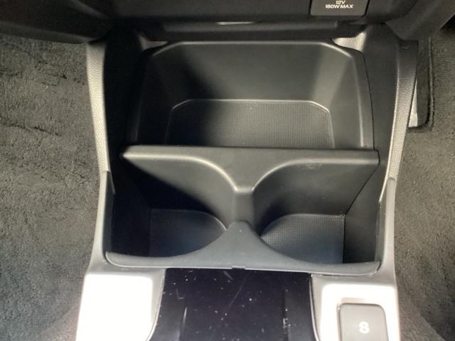 フィットハイブリッド Sパッケージ 点検記録簿 サイドエアバック リアカメラ VSA クルコン 地デジTV イモビライザー パワーウィンドウ スマキー DVD再生 ETC付 Wエアバック パワステ エアバッグ AAC ABS キーフリー(23枚目)