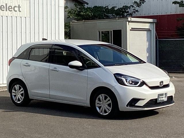 フィット ホーム HondaCONNECTforGathers+ナビ装着用スペシャルパッケージ リアカメ LEDライト クリアランスソナー ドラレコ 記録簿付 エアバッグ iストップ スマ-トキ- 盗難防止装置 DVD(7枚目)