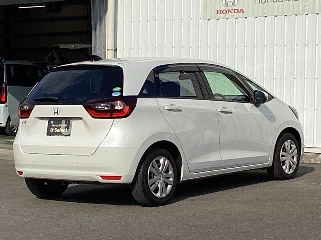 フィット ホーム HondaCONNECTforGathers+ナビ装着用スペシャルパッケージ リアカメ LEDライト クリアランスソナー ドラレコ 記録簿付 エアバッグ iストップ スマ-トキ- 盗難防止装置 DVD(8枚目)