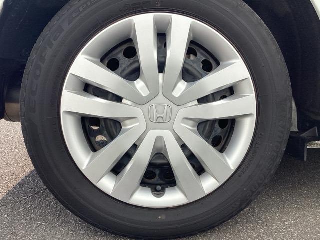 フィット ホーム HondaCONNECTforGathers+ナビ装着用スペシャルパッケージ リアカメ LEDライト クリアランスソナー ドラレコ 記録簿付 エアバッグ iストップ スマ-トキ- 盗難防止装置 DVD(21枚目)