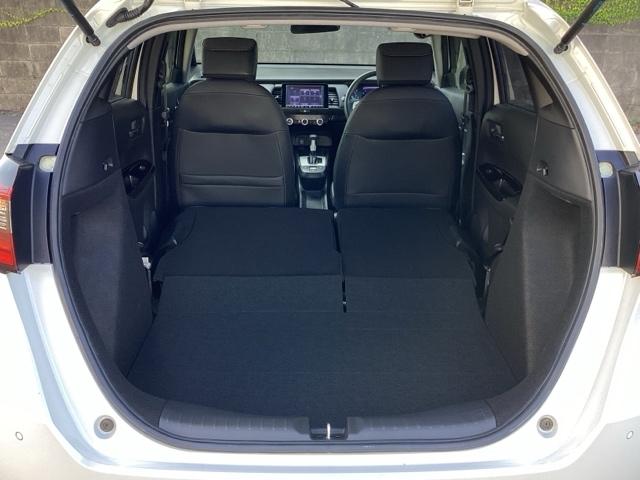 フィット ホーム HondaCONNECTforGathers+ナビ装着用スペシャルパッケージ リアカメ LEDライト クリアランスソナー ドラレコ 記録簿付 エアバッグ iストップ スマ-トキ- 盗難防止装置 DVD(38枚目)