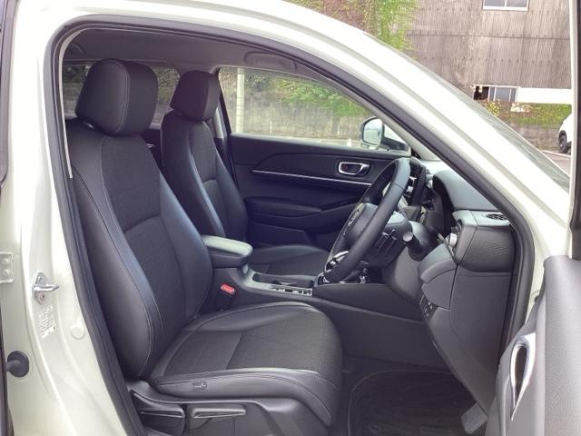 ヴェゼル e:HEVZ ブラインドスポットインフォメーション後退出庫サポートハンズフリーアクセスパワーテールゲート(予約クローズ機能付 スマキ Pトランク フルオートエアコン Dレコ エアバッグ 両席エアバック Rカメ(17枚目)